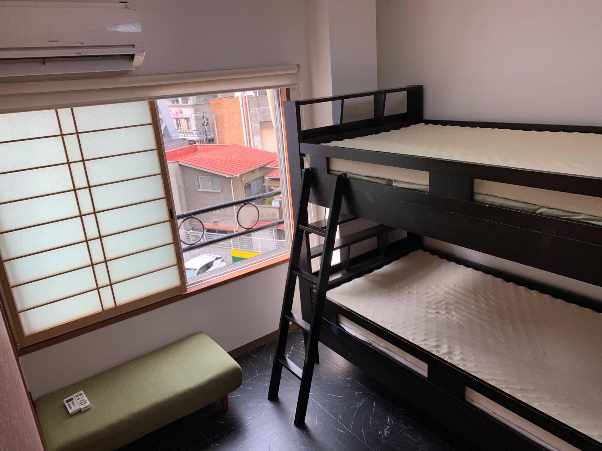 Maru House Hotel Osaka Buitenkant foto