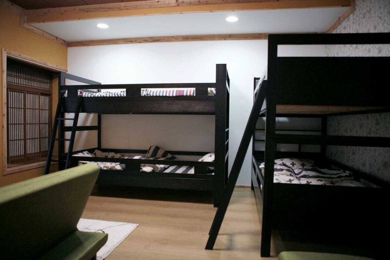 Maru House Hotel Osaka Buitenkant foto